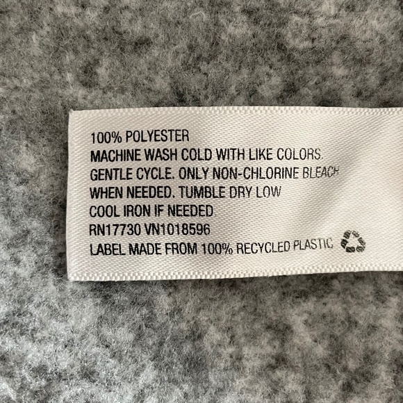 Merona Men's 1/4 Zip Sweater - Picture 7 of 7